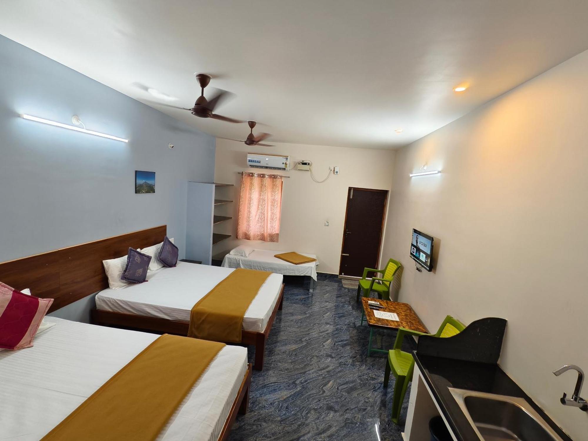Rpm Home Stay Tiruvannāmalai Zewnętrze zdjęcie